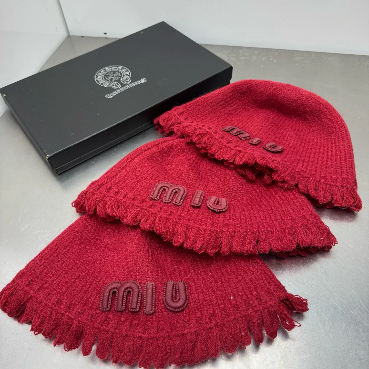 miumiu’s popular single style knitted fisherman hat