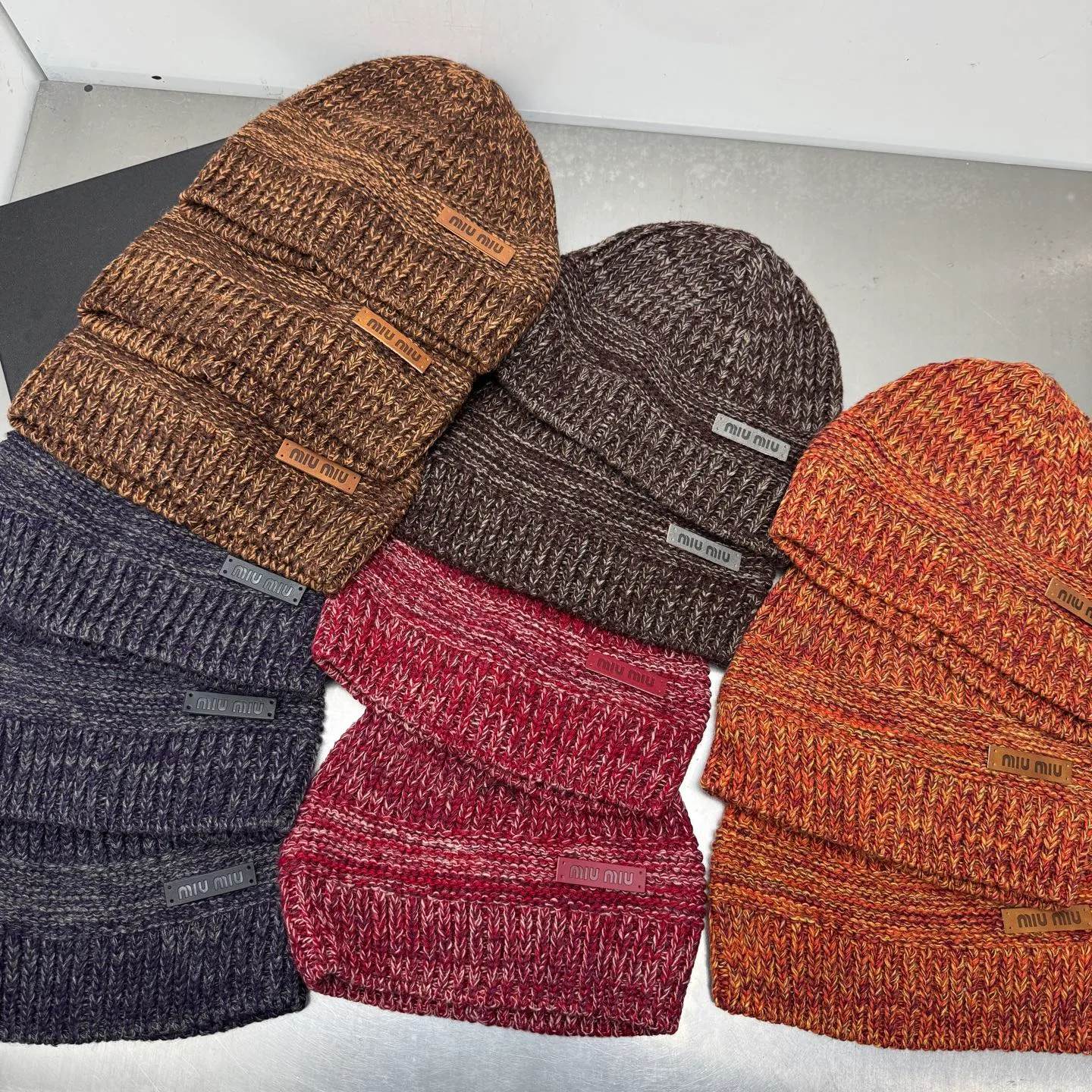 Miumiu bucket hat knitted hat pile hat