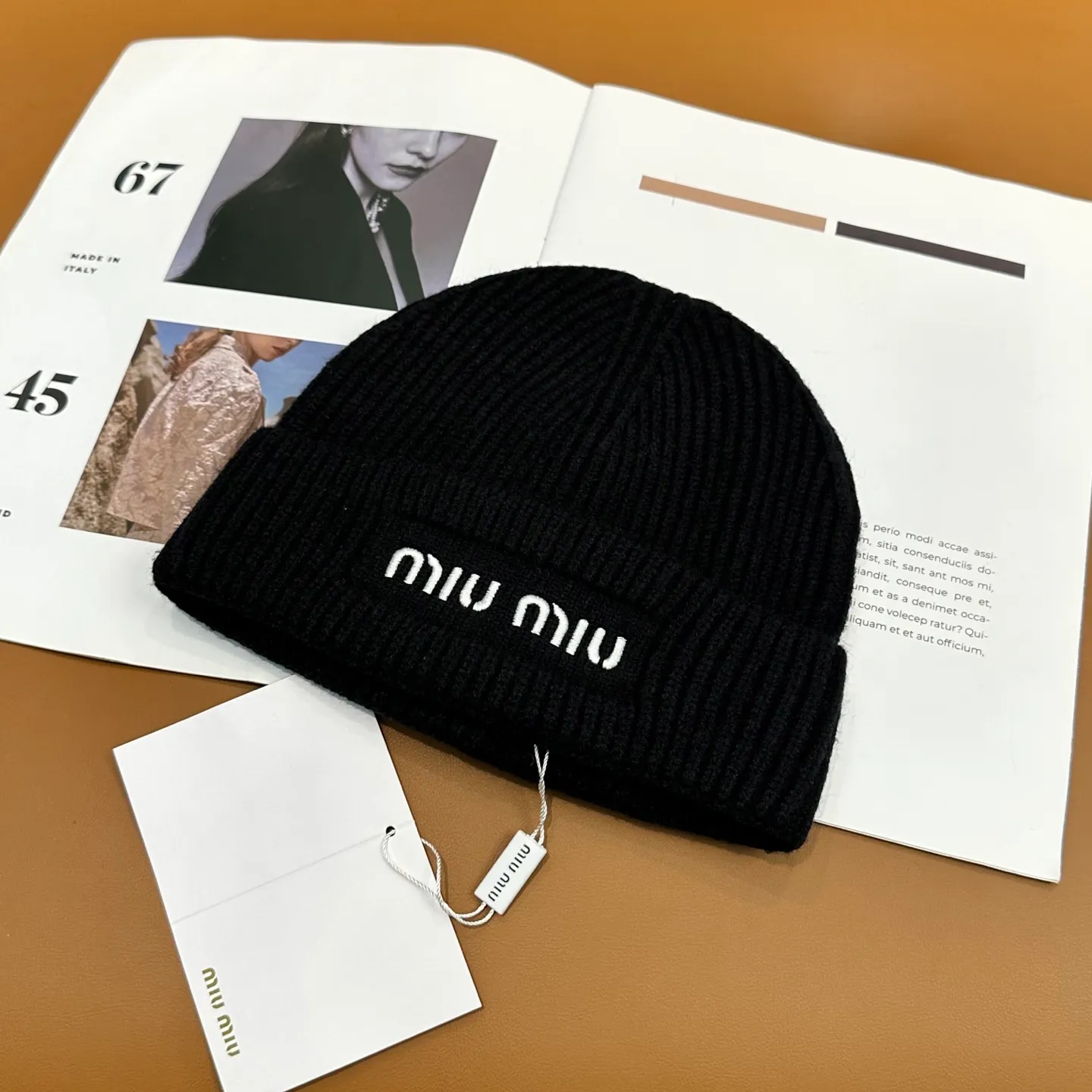 P66 miumiu Miu Miu counter's popular embroidered logo knitted hat! Xiaohongshu’s new product is released, it’s so 🉑️, high-elastic fabric, classic color