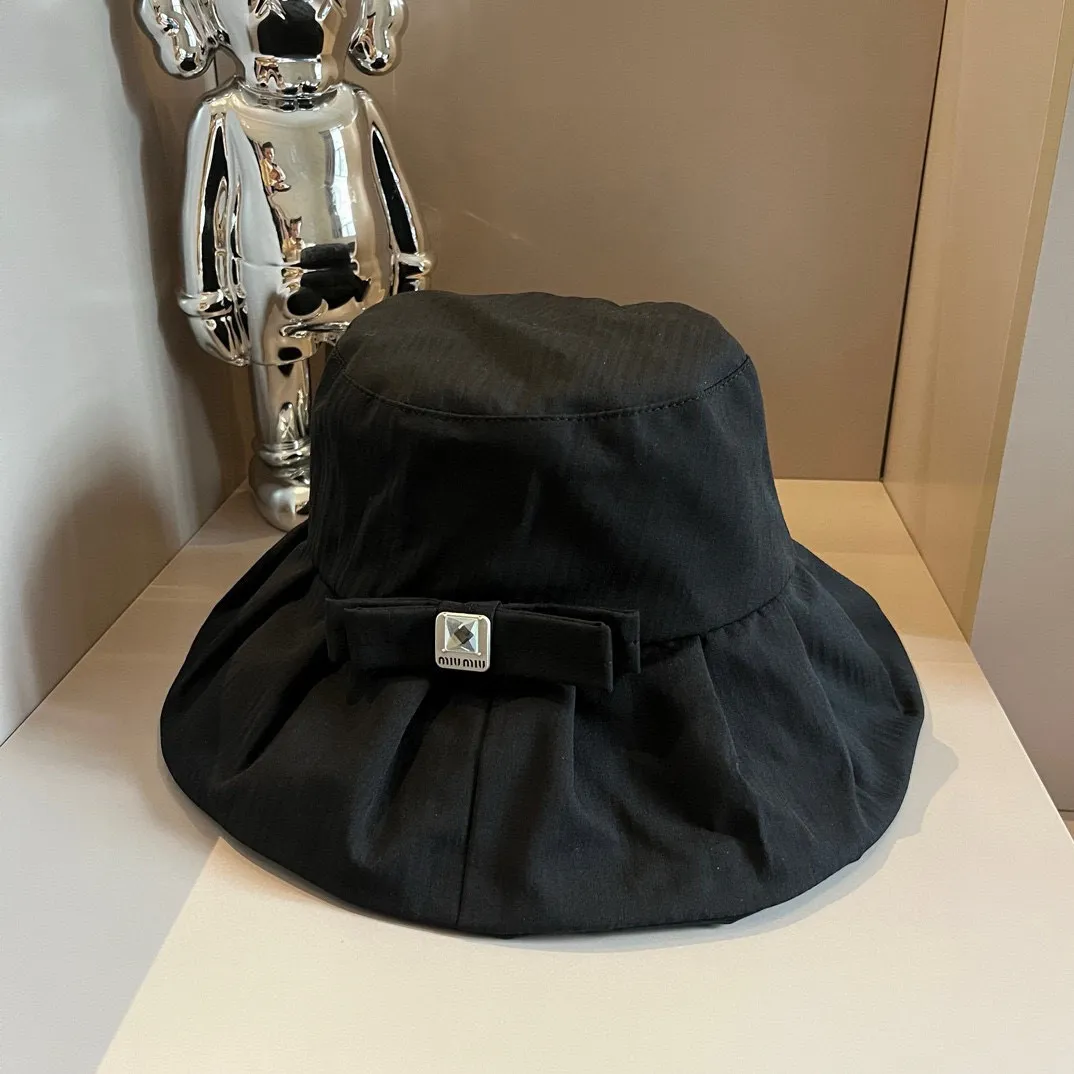 💰80¥ Miumiu 2024 spring and summer new cloth hat, pleated fisherman hat, head circumference 57cm