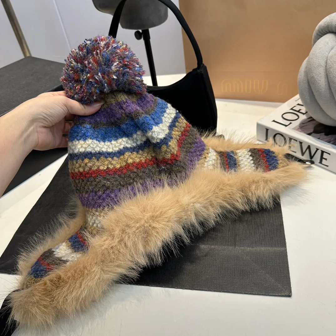 P70 miumiu new rabbit fur thickened knitted thunder hat, simple and versatile item, head circumference 57cm