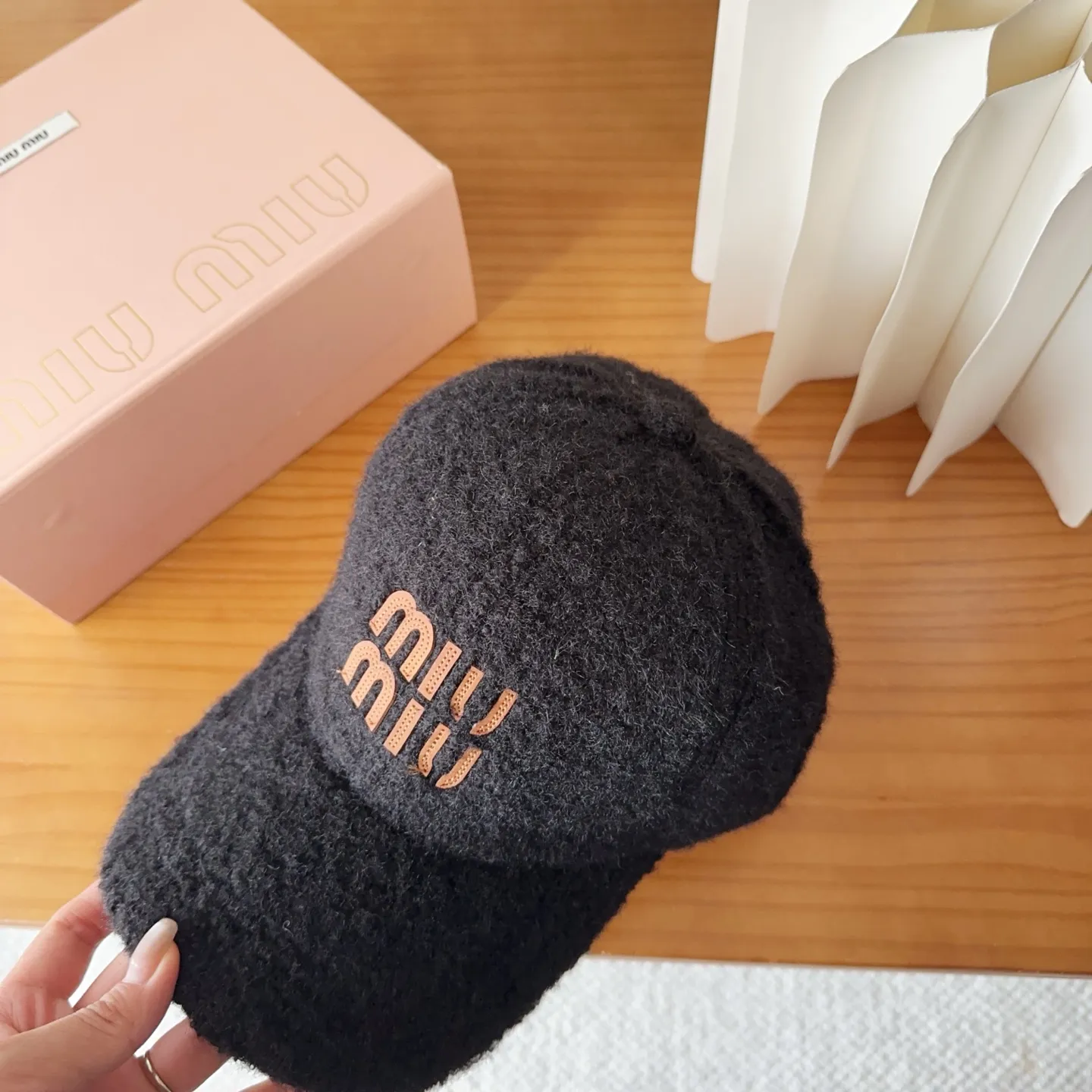💰48 Miumiu Miumiu new order style embroidered baseball cap🧢Big brand style is super easy to match, get it now!