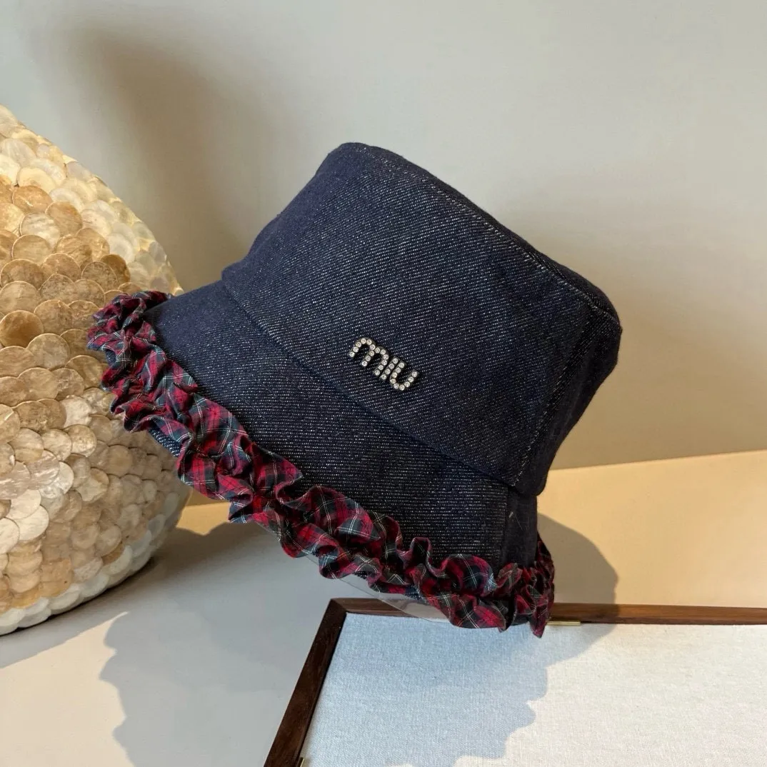 💰100¥ miumiu new denim fisherman hat, head circumference 57cm