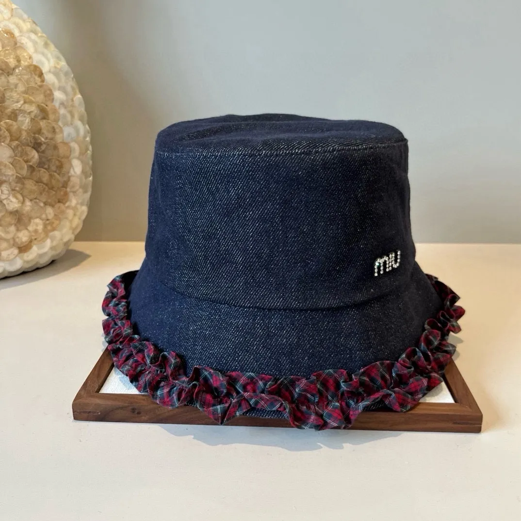 💰100¥ miumiu new denim fisherman hat, head circumference 57cm