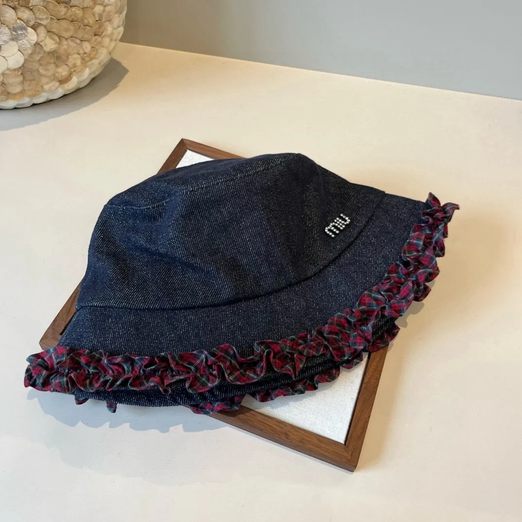 💰100¥ miumiu new denim fisherman hat, head circumference 57cm
