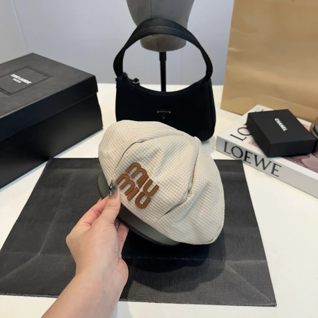 P60 miumiu autumn and winter new beret, official style, retro style beret, head circumference 57cm