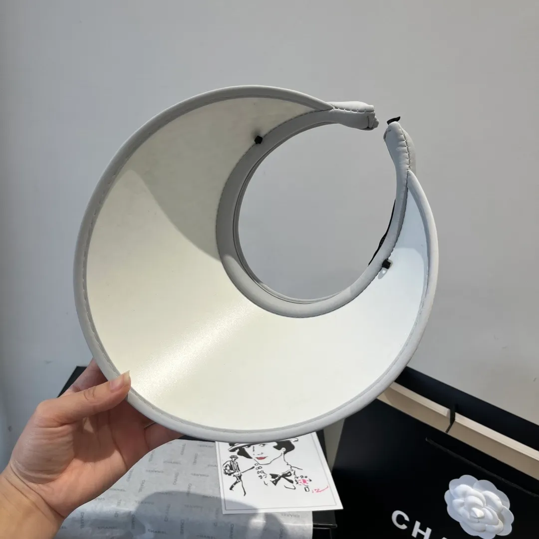 💰90¥ miumiu new empty top sun hat