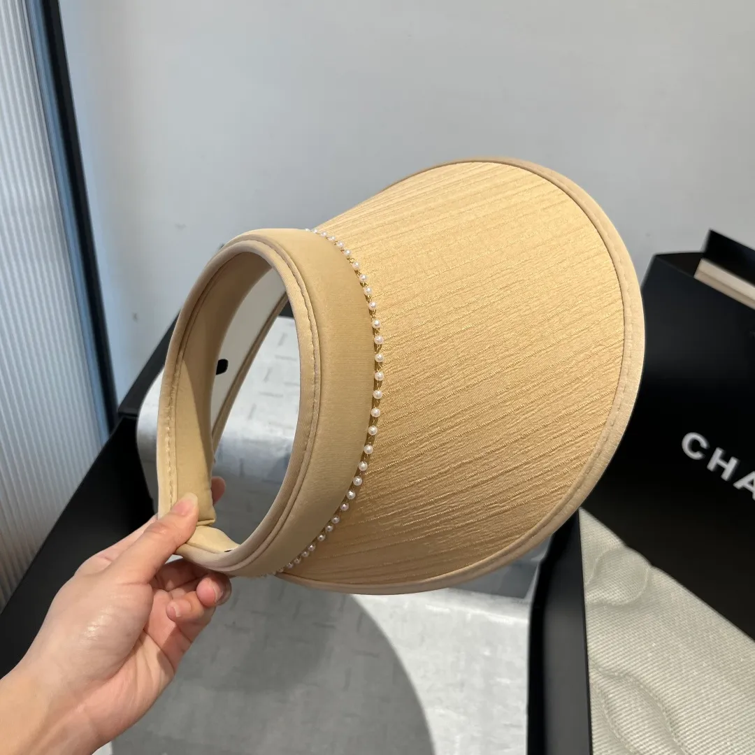 💰80¥ Miumiu miumiu hollow top headband sun hat