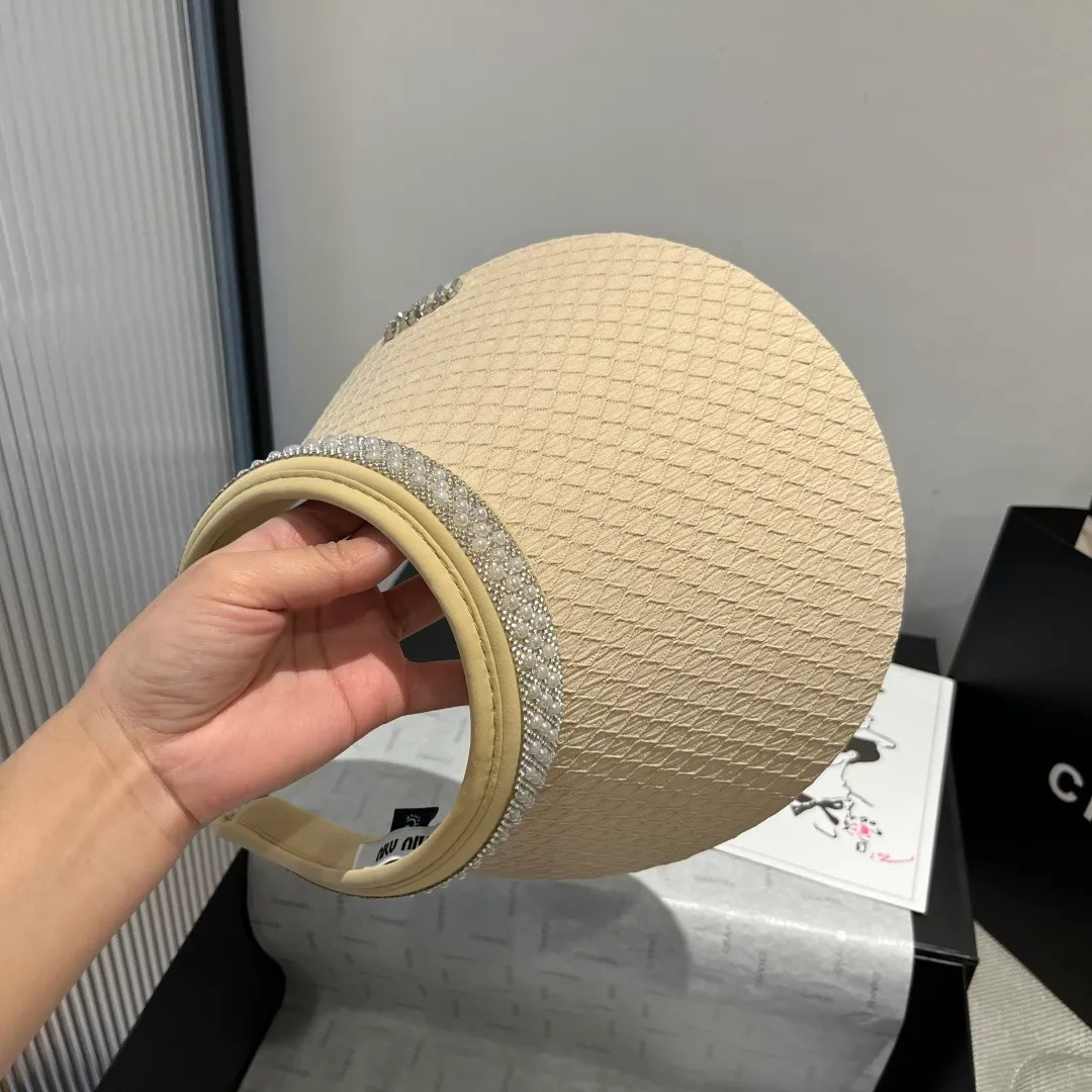💰90¥ Miumiu miumiu hollow top headband sun hat