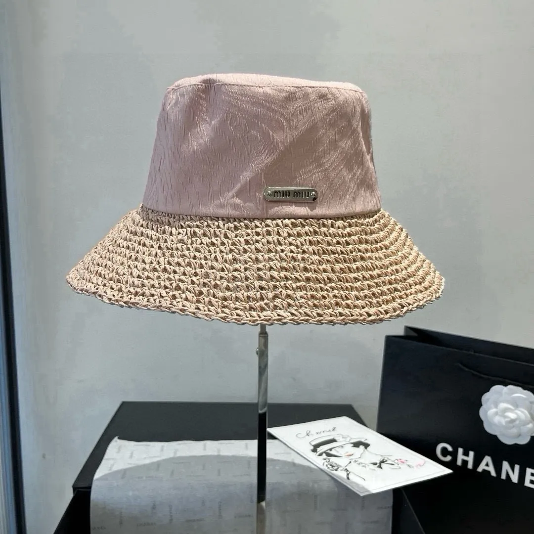 💰120¥ miumiu new fisherman hat, woven and spliced ​​gold fabric, head circumference 57cm