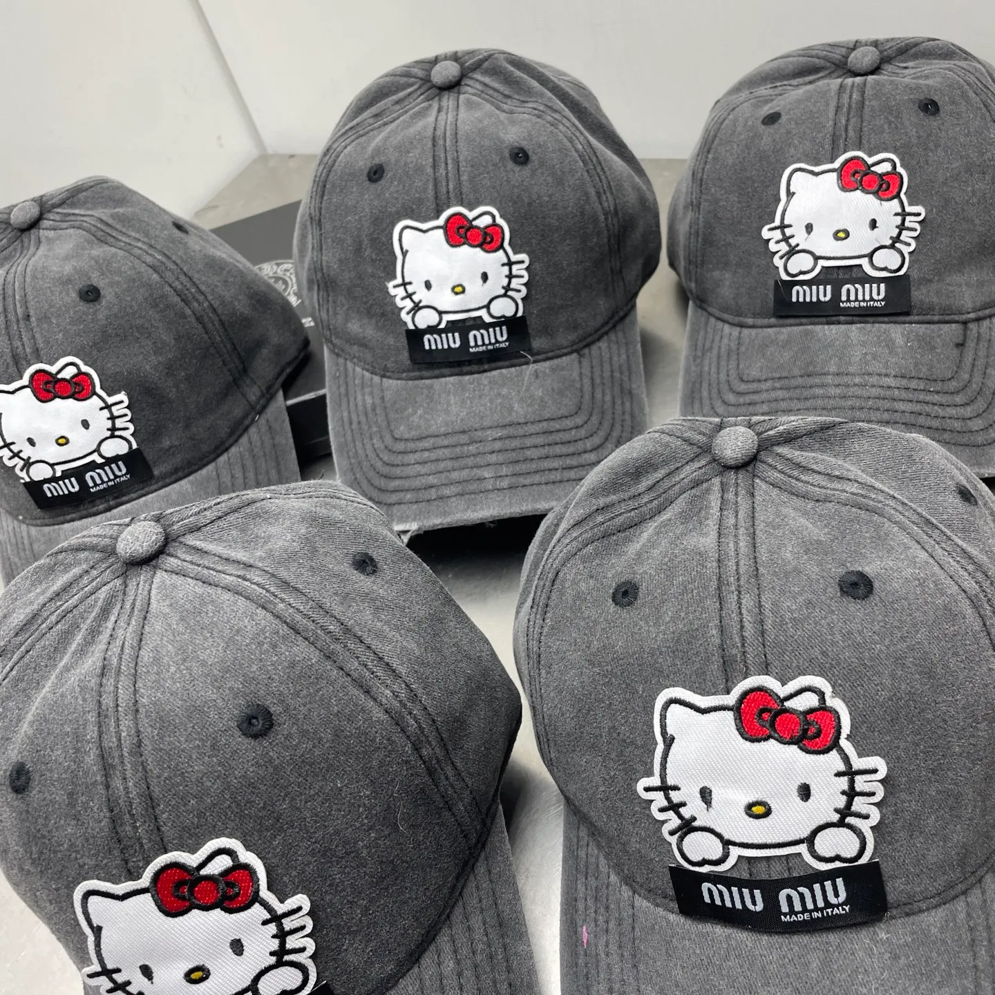 kitty Miumiu distressed hole baseball cap