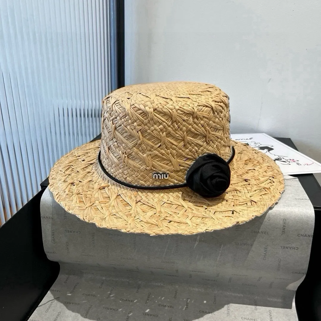 💰190¥ miumiu 25 summer style flat-top straw hat, raffia straw hat, head circumference 57cm