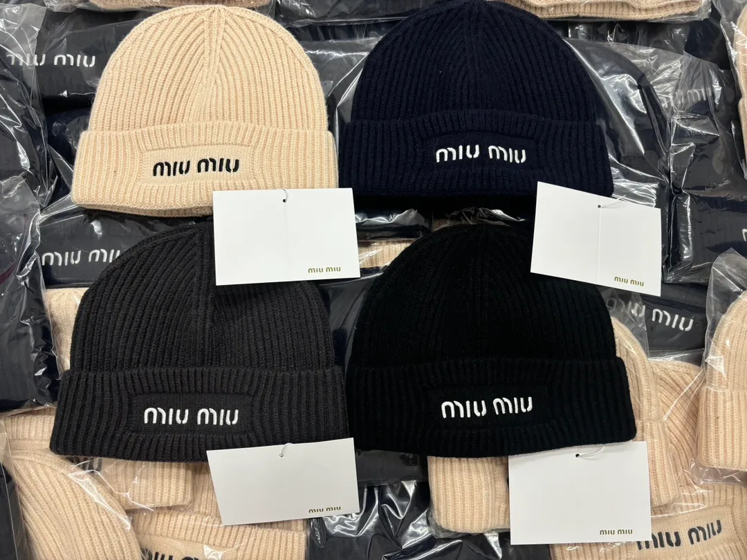 High version Miumiu knitted hat beanie