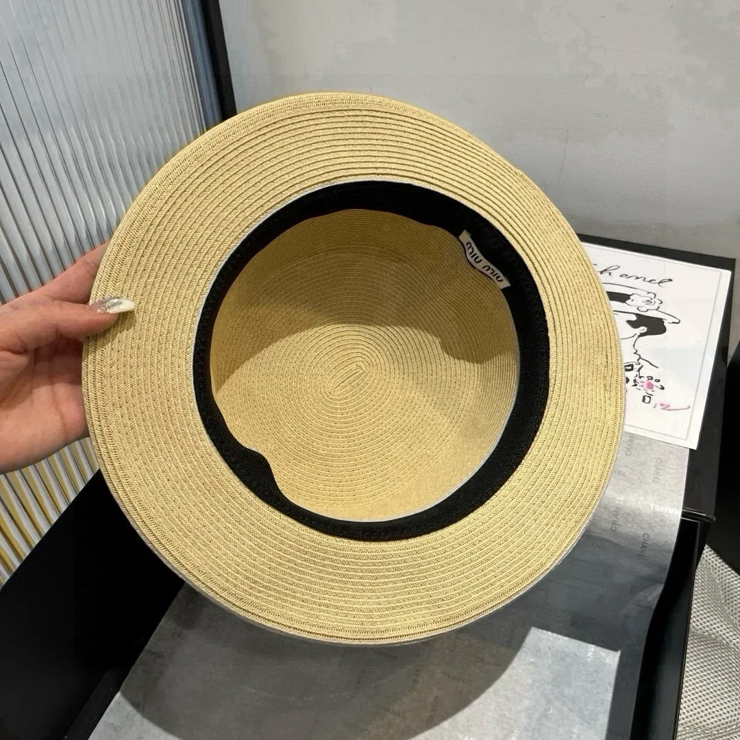💰150¥ miumiu new flat-top straw hat, rolled-edge top hat, head circumference 57cm