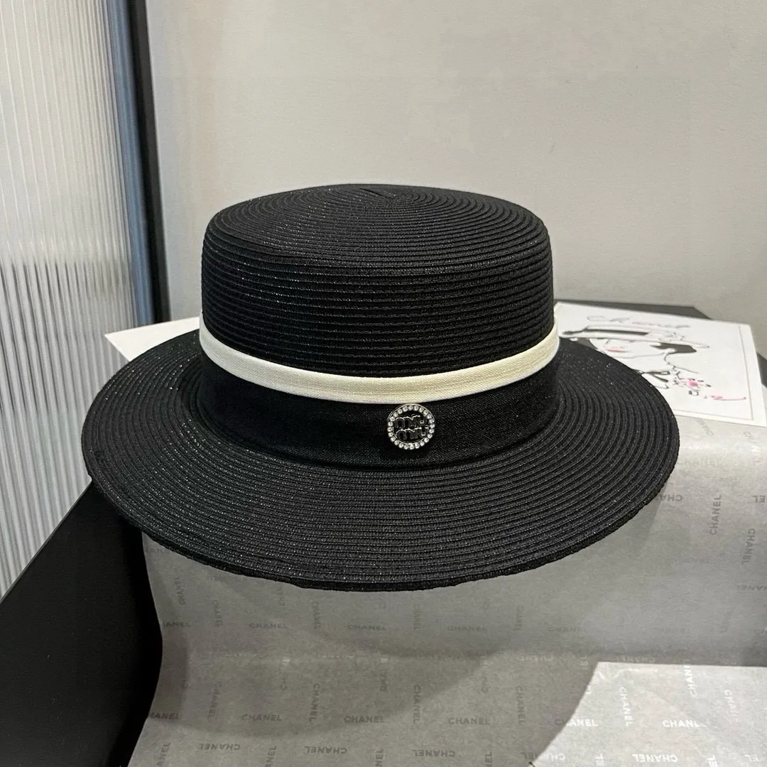 💰160¥ miumiu new flat top hat, PP straw material, head circumference 57cm