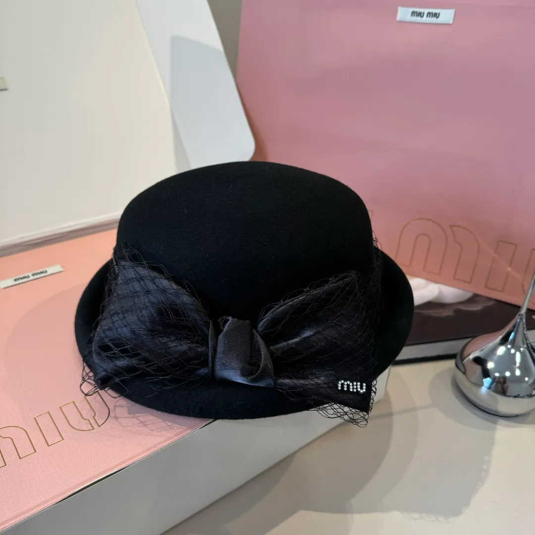 💰200¥ miumiu new wool 🦙 top hat, beret, super goddess style, advanced custom hat, 100% wool 🦙% fabric, head circumference 57cm