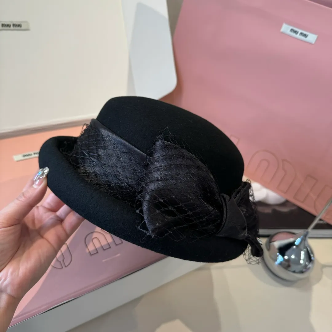 💰200¥ miumiu new wool 🦙 top hat, beret, super goddess style, advanced custom hat, 100% wool 🦙% fabric, head circumference 57cm