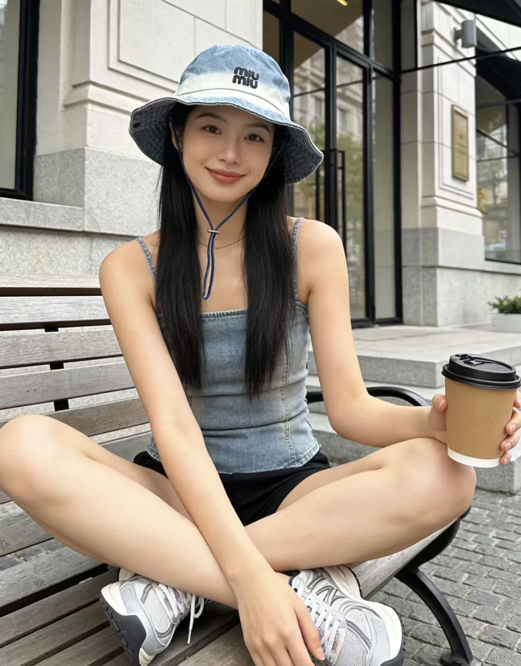 Miumiu spring and summer denim outdoor fisherman hat