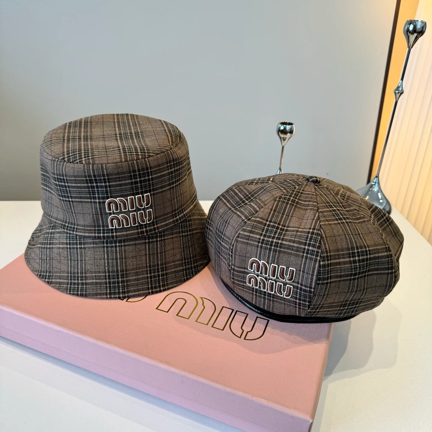 💰80¥ miumiu new fisherman hat, head circumference 57cm