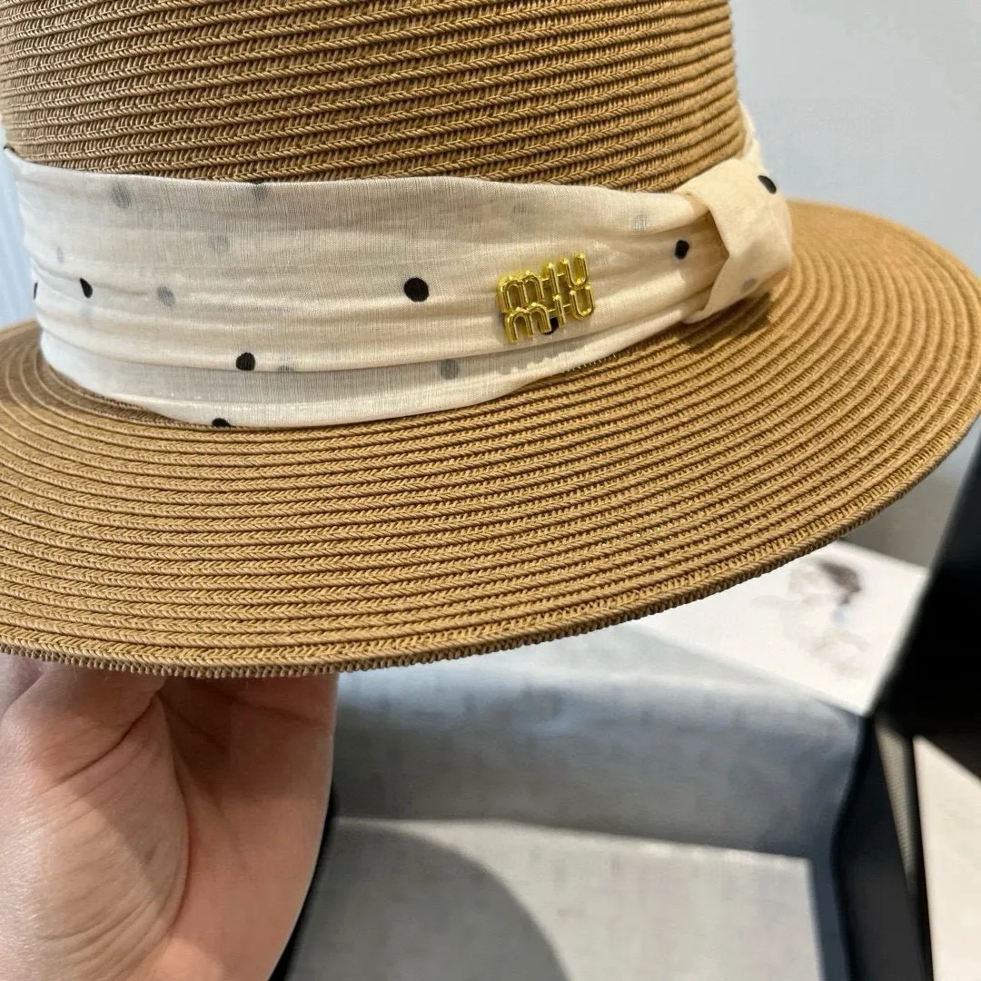 💰150¥ miumiu new flat-top sun hat, straw sun hat, head circumference 57cm