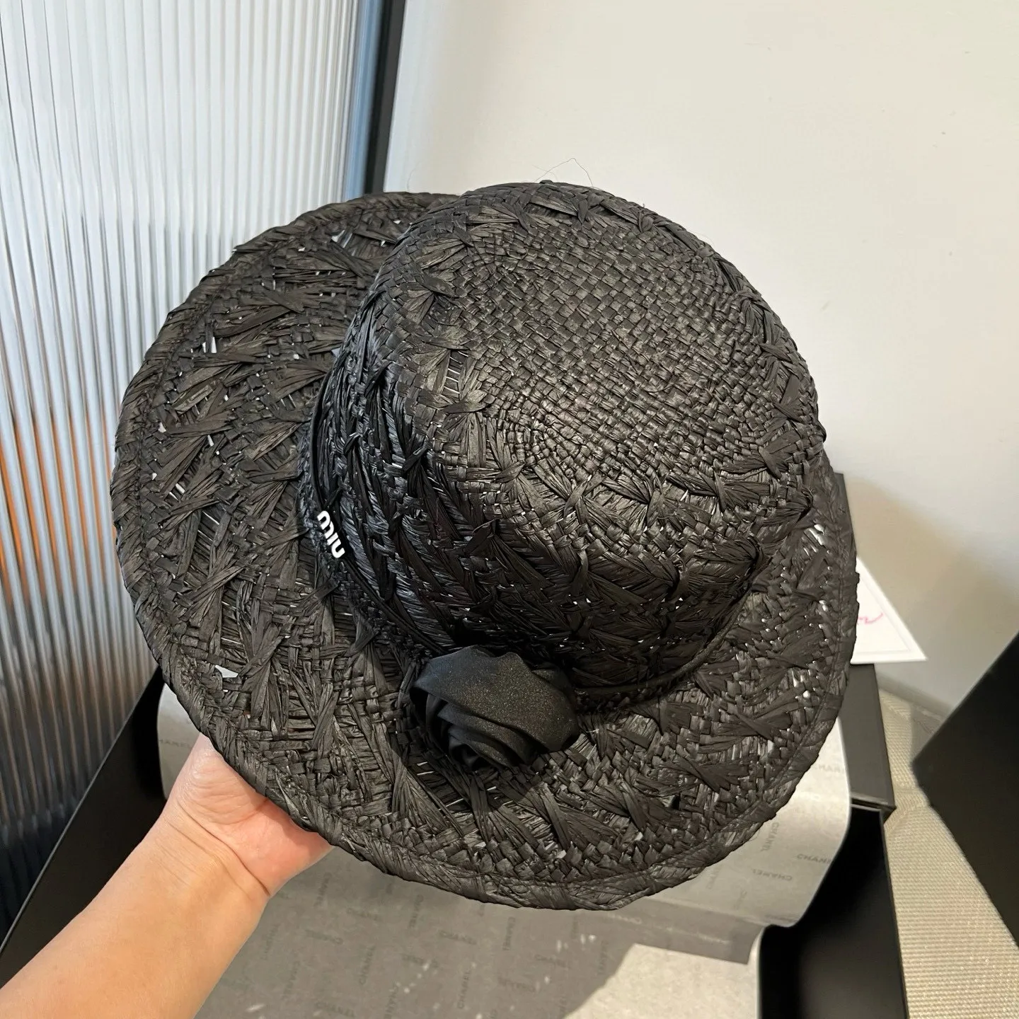 💰190¥ miumiu 25 summer style flat-top straw hat, raffia straw hat, head circumference 57cm