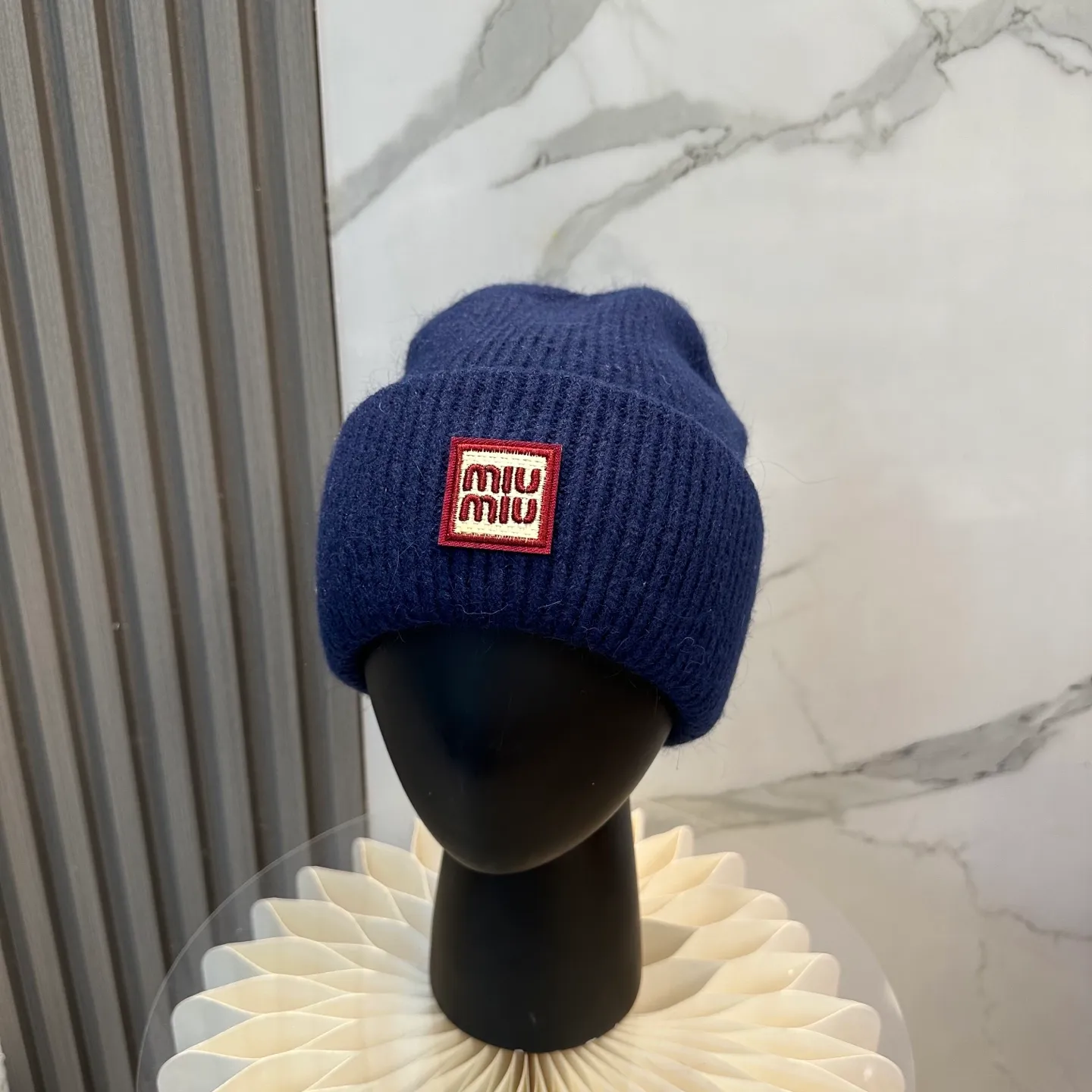 P50 miumiu Miu Miu counter's popular embroidered logo knitted hat! Xiaohongshu’s new product is released, it’s so 🉑️, high-elastic fabric, classic color