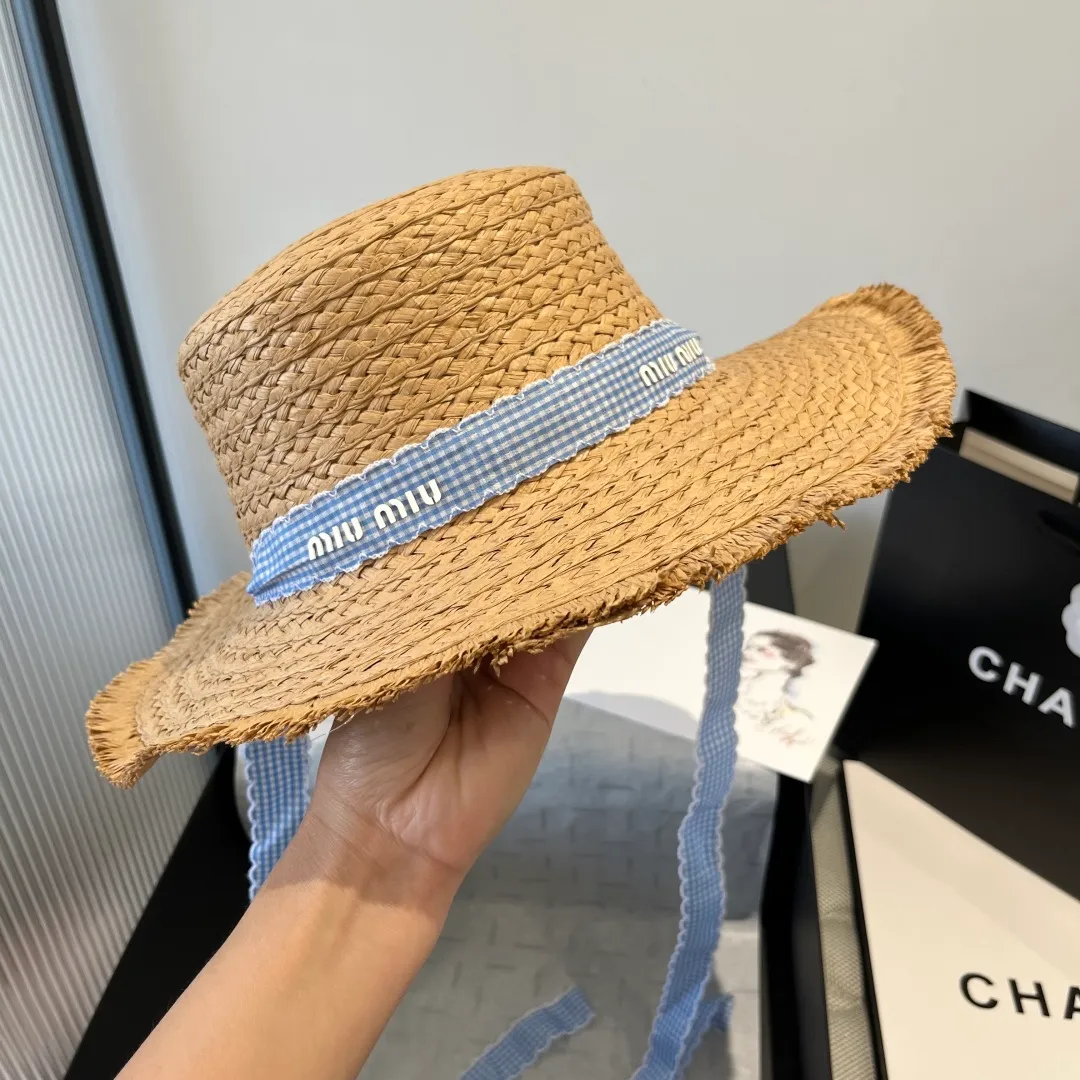 💰140¥ miumiu straw hat, flat top hat, head circumference 57cm