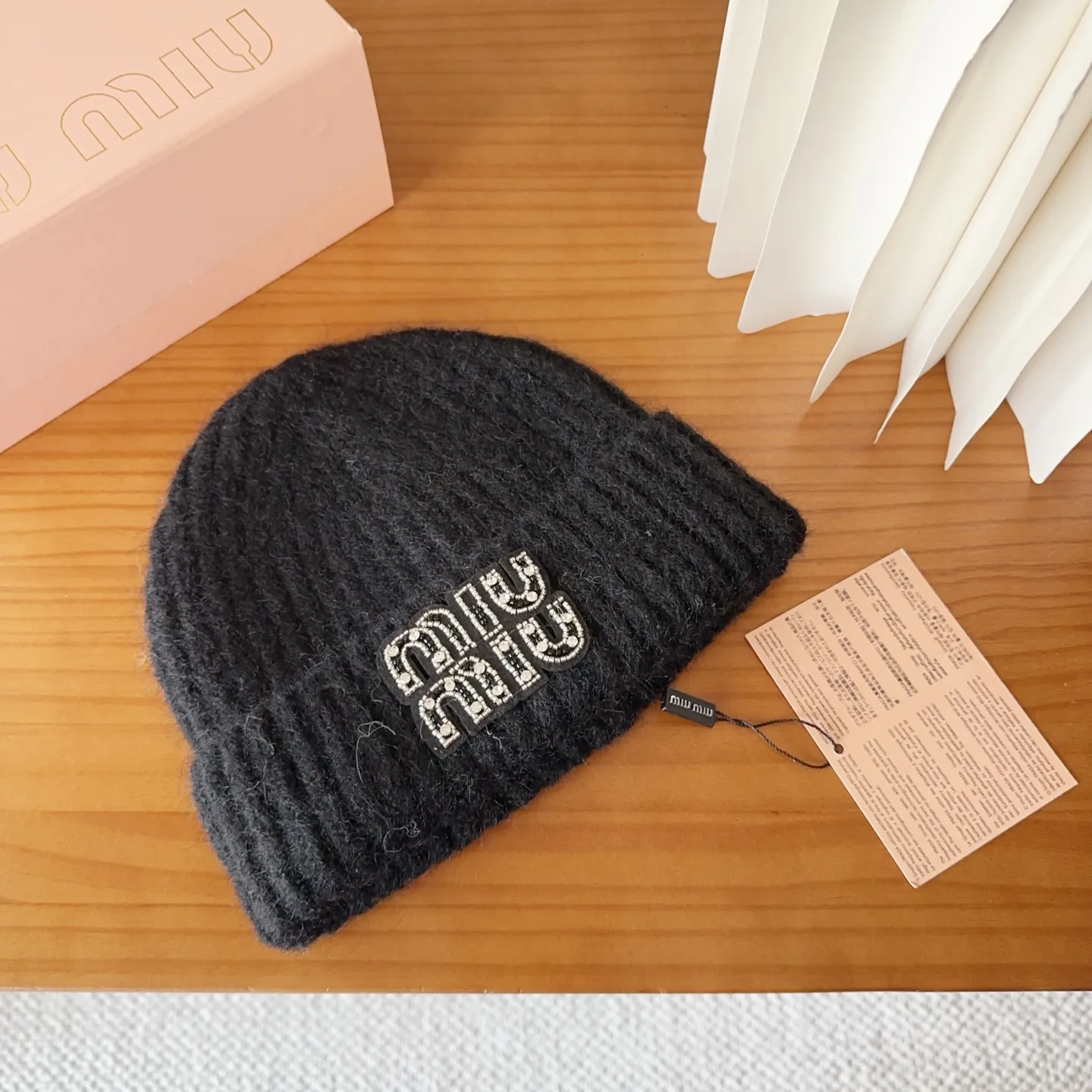🉐️120 miumiu new autumn and winter knitted beanie This is so cute! The earmuffs are such a beauty! Soft and waxy