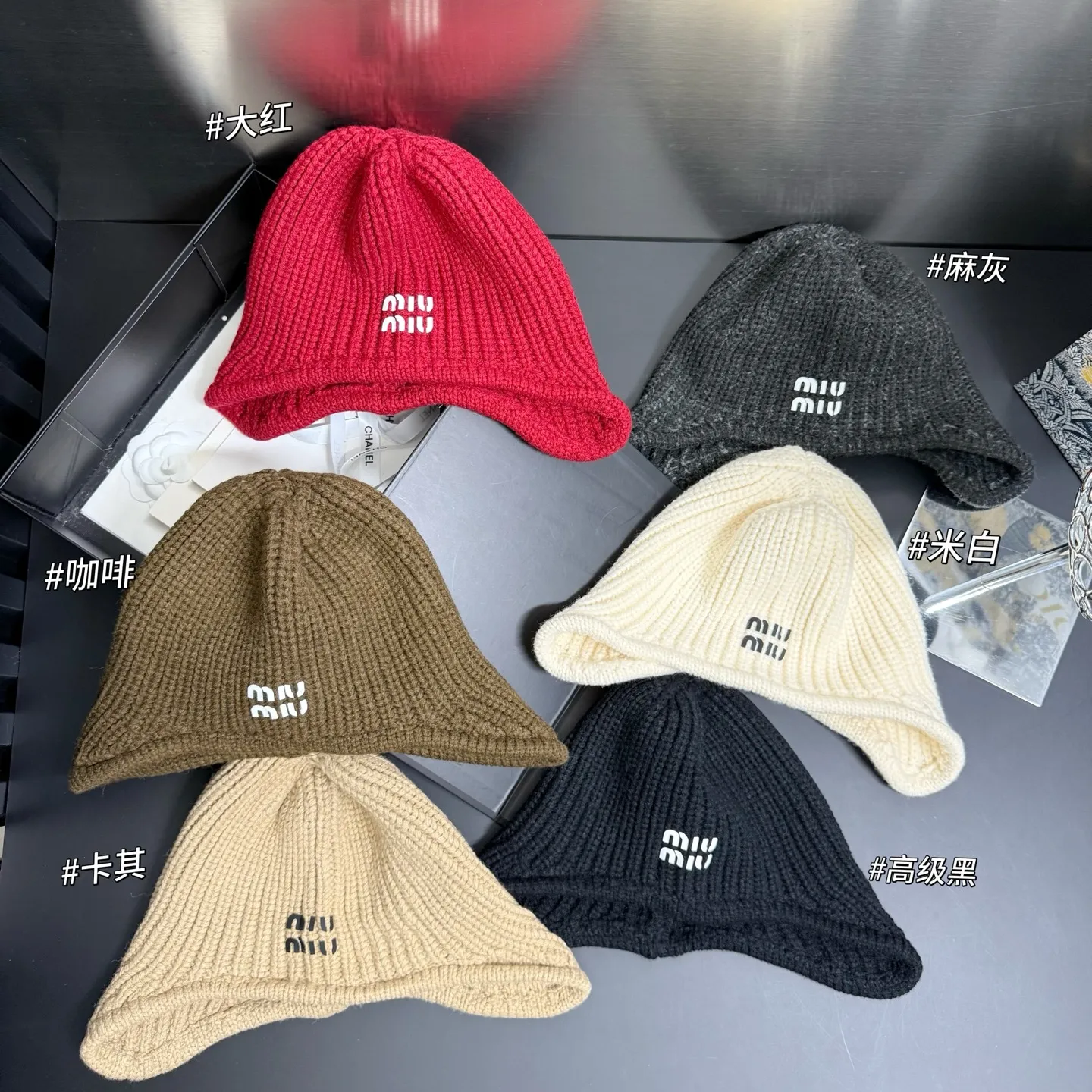 Miumiu miumiu ear protection cold hat🔥🔥