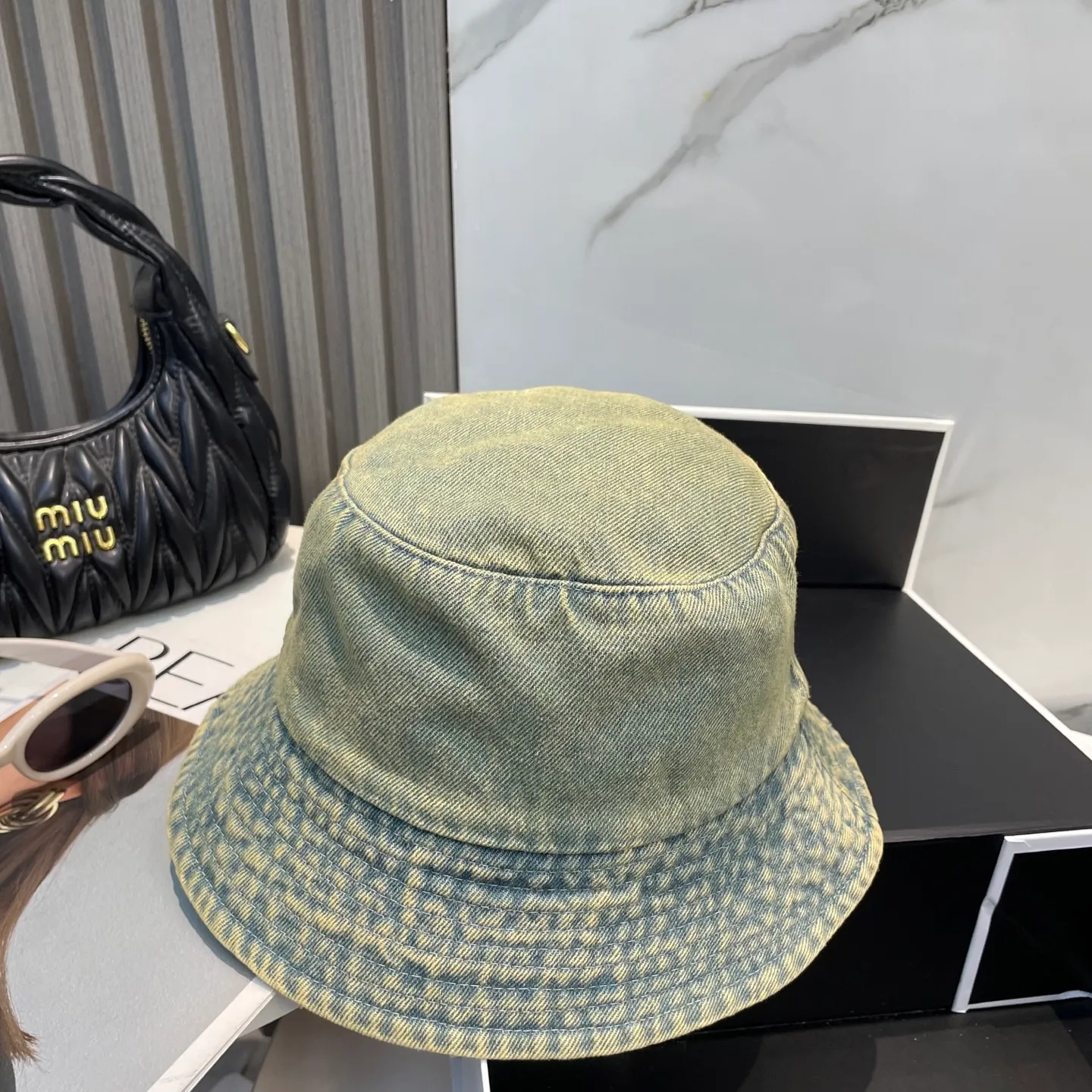 P66 💛 Comes with dust bag miumiu 2025 new washed soft denim men’s and women’s fisherman hat 🌈 Simple folding sunshade ~ a very textured one