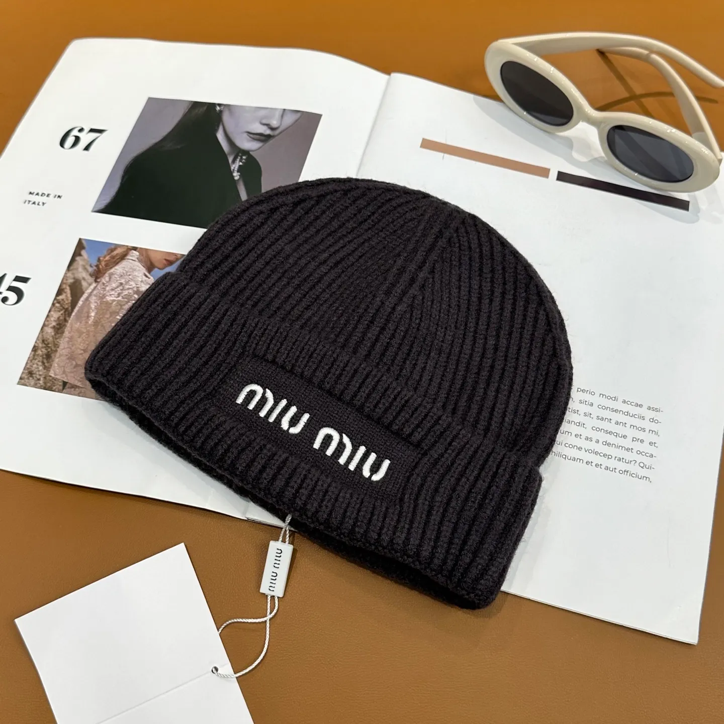 P66 miumiu Miu Miu counter's popular embroidered logo knitted hat! Xiaohongshu’s new product is released, it’s so 🉑️, high-elastic fabric, classic color