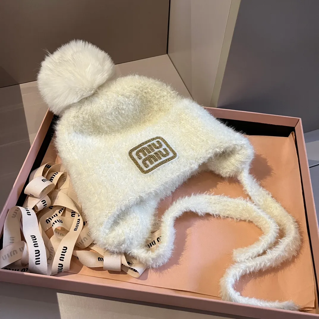 💰110¥ miumiu new ear protection hat, a must-have new style for autumn and winter