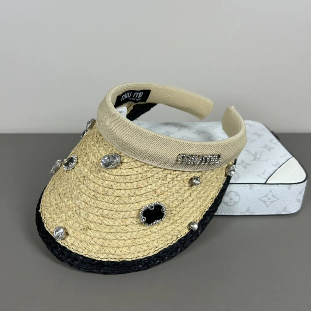 P90 comes with dust bag, miumiu high-end item 👍Sports and leisure empty top hat 🎩 The latest popular version of baseball cap 🌟 🎉 The shape of the hat is awesome 👍 Unisex couple style, a must-have artifact for travel [Naughty]
