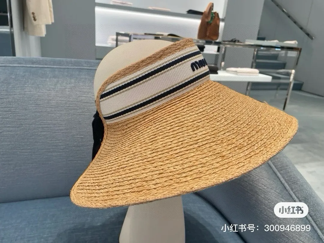 💰250¥ Miumiu raffia empty top hat, new model in the store, buy it and cherish it, sell one less, the head circumference can be adjusted, details to come