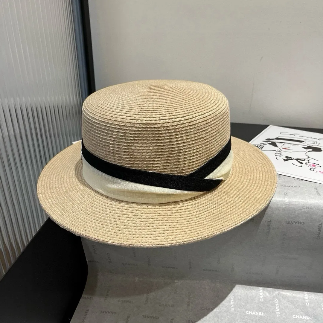 💰160¥ miumiu new flat top hat, PP straw material, head circumference 57cm