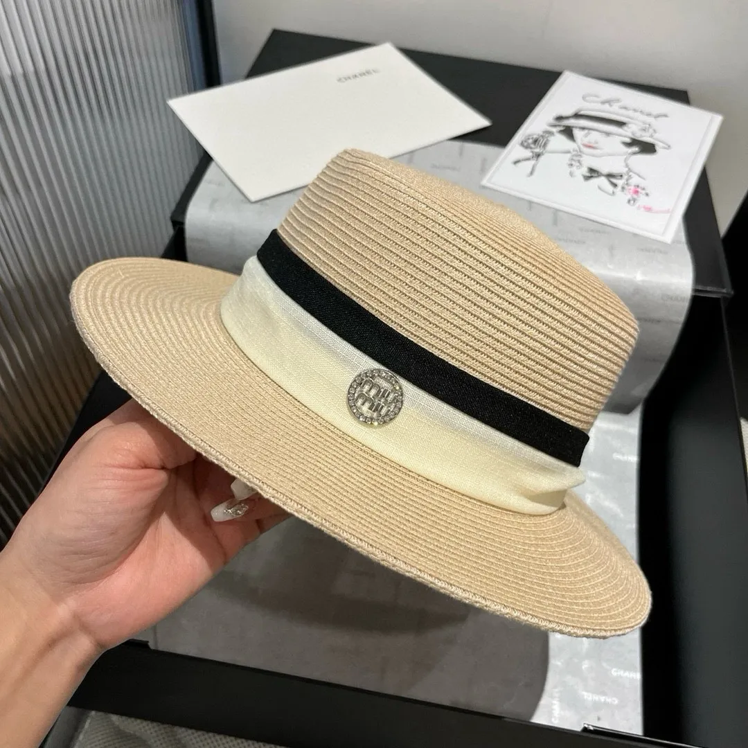 💰160¥ miumiu new flat top hat, PP straw material, head circumference 57cm