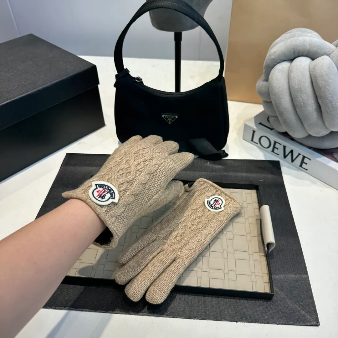 P60 Moncler Twist Wool Gloves Women's Winter Thickened Touch Screen Cycling Bike Protection from Cold and Warmth