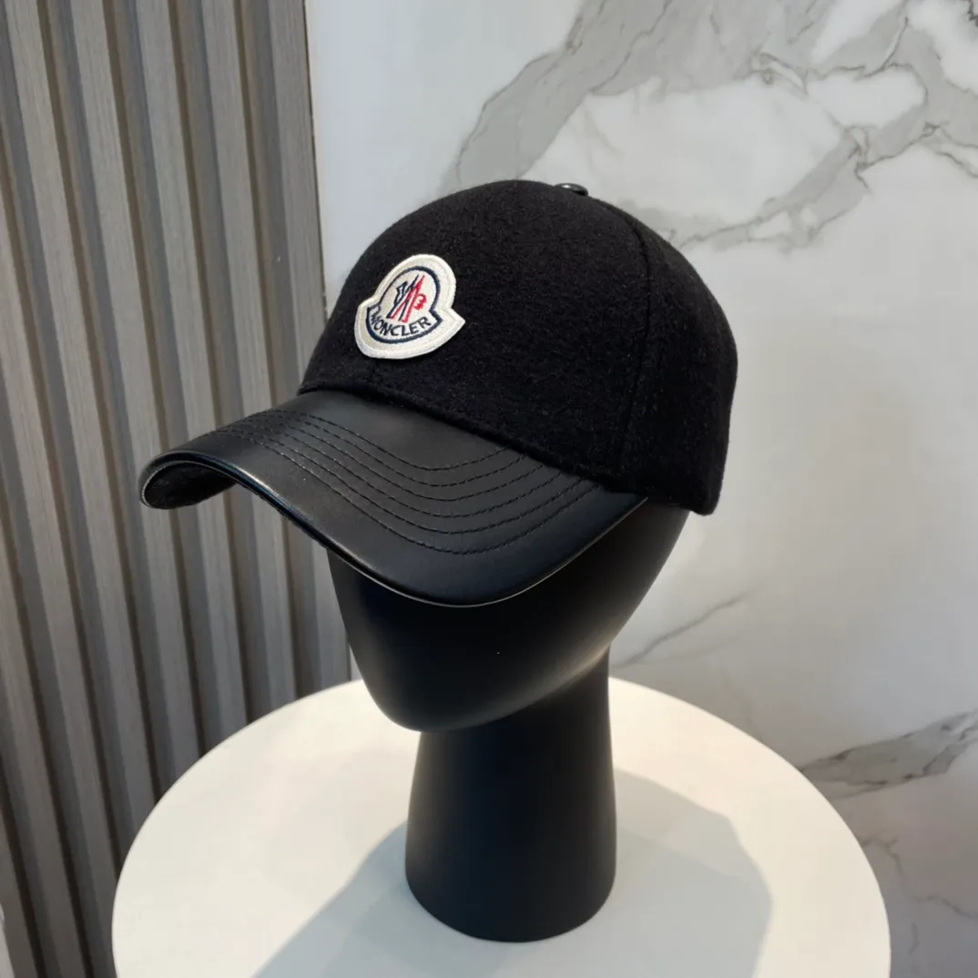 P66 MONCLER new wool baseball cap for autumn and winter, suitable for young and fashionable people, with strong visual effect, three-dimensional letters, good-looking and high-quality!