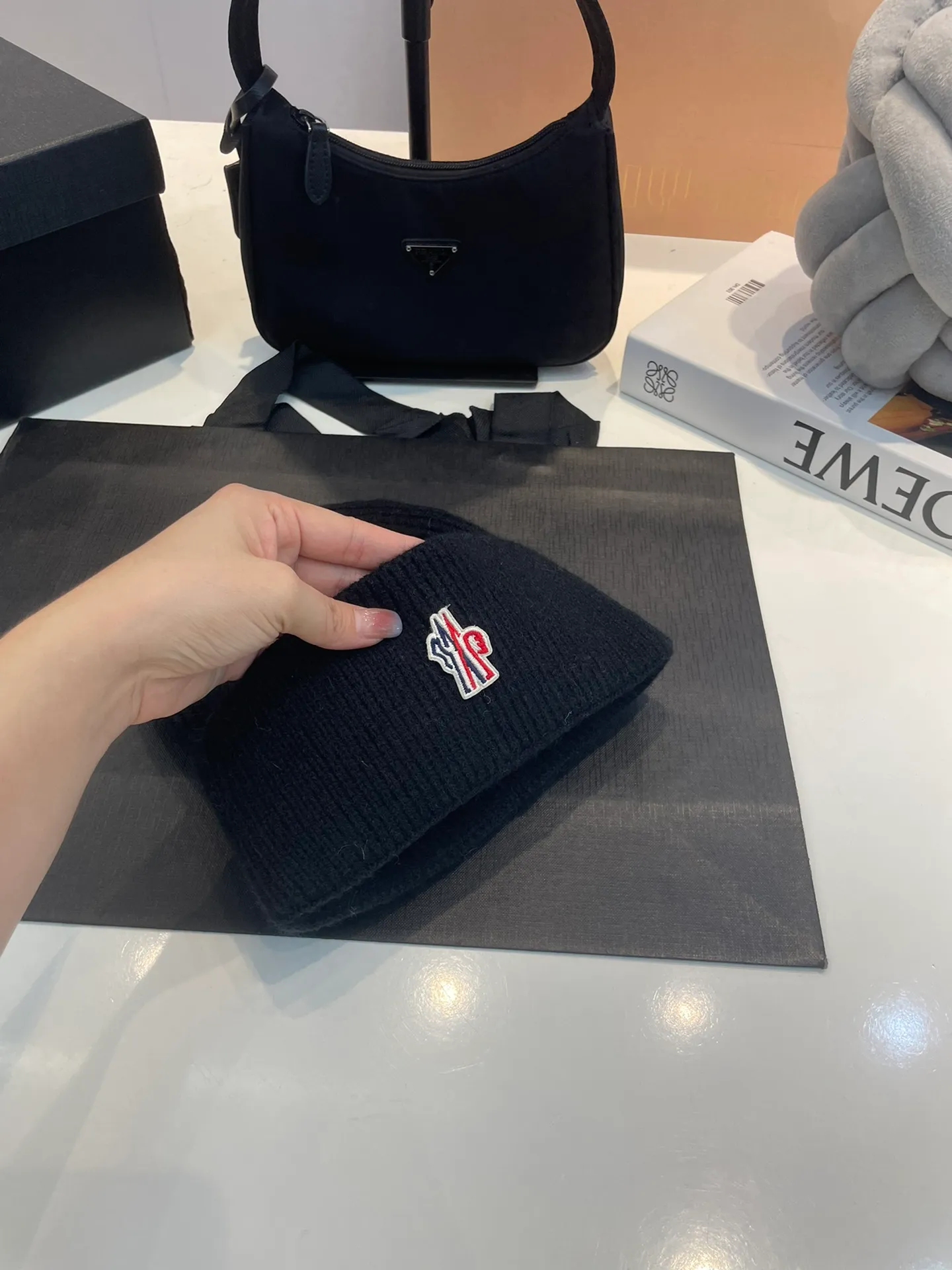 P40 MONCLER 2023 autumn and winter new knitted beanie hat, very popular 💖 first-class texture, very easy to match on the street!
