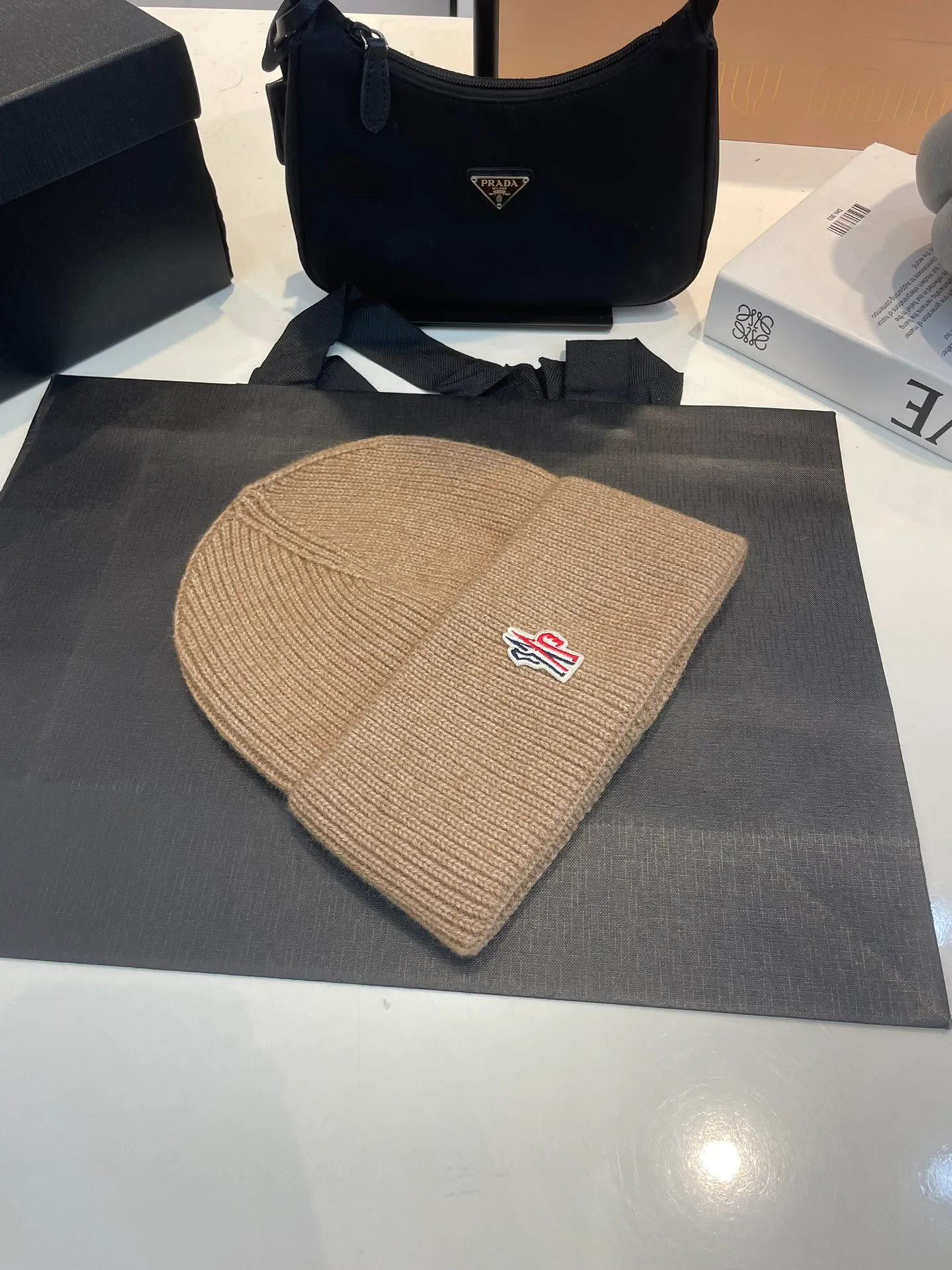 P40 MONCLER 2023 autumn and winter new knitted beanie hat, very popular 💖 first-class texture, very easy to match on the street!