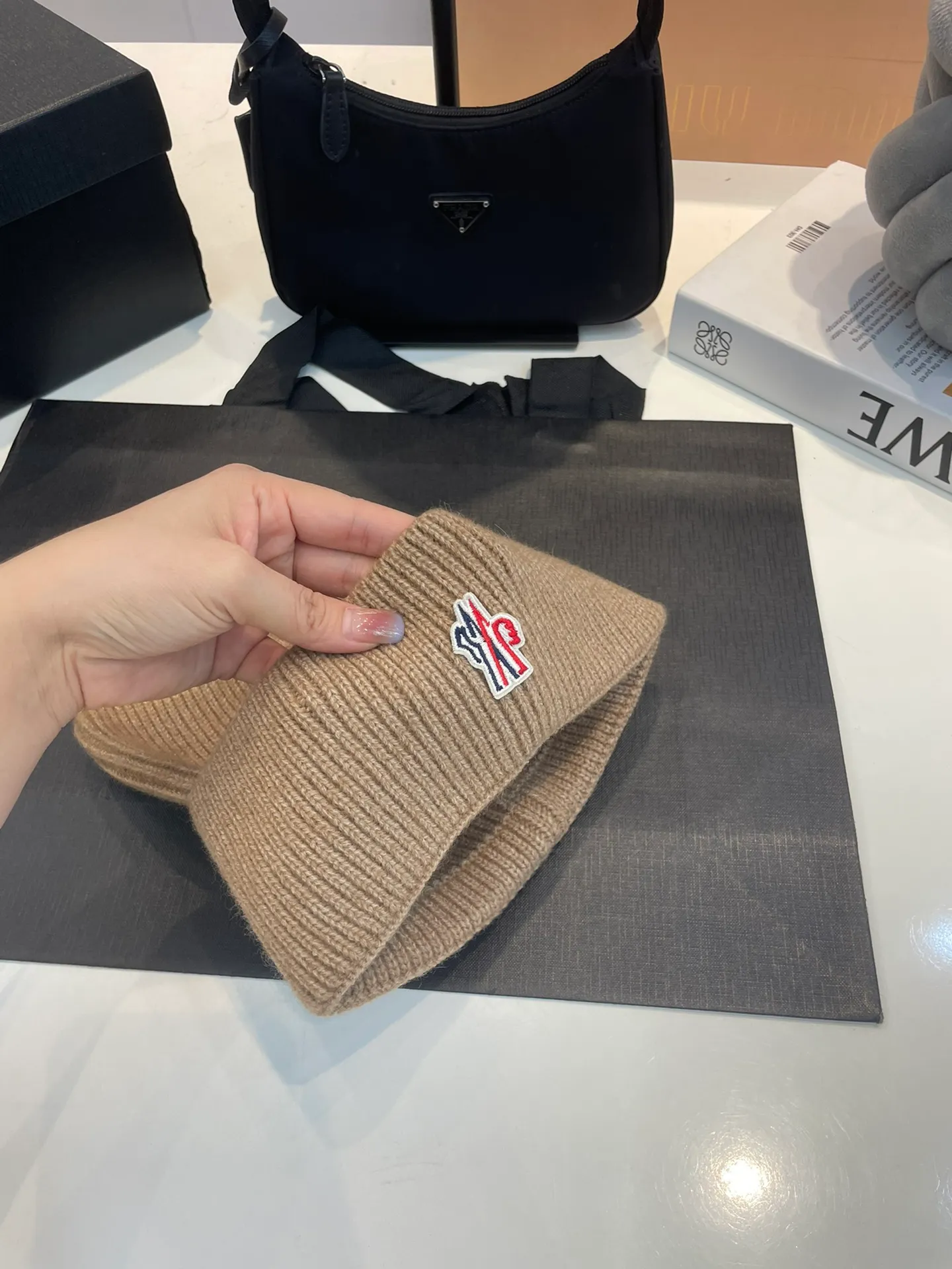 P40 MONCLER 2023 autumn and winter new knitted beanie hat, very popular 💖 first-class texture, very easy to match on the street!