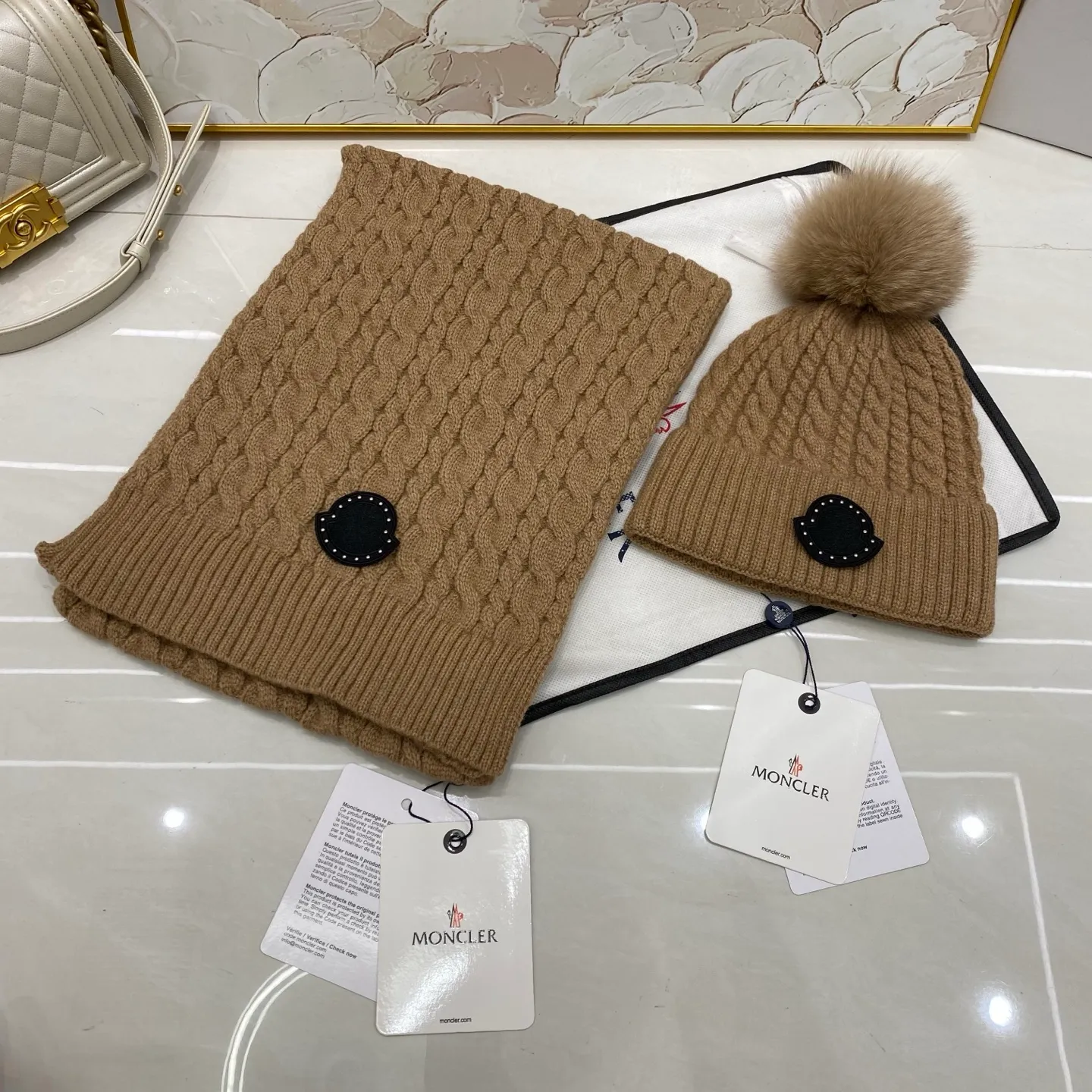 Moncler two-piece set cashmere knitted hat with fox fur ball + scarf🧣