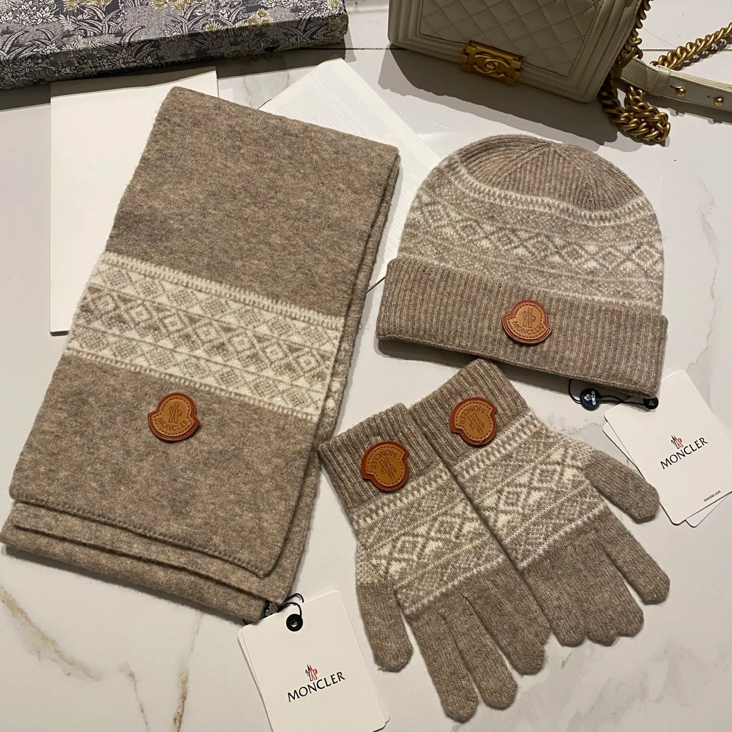 Fair Isle Moncler muzzle suit cashmere knitted hat + scarf + gloves