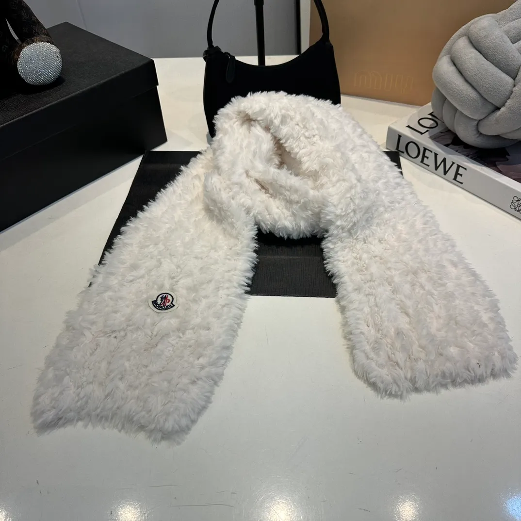 P160 Moncler muzzle hat, gloves, scarf, Angora rabbit fur knitted hat