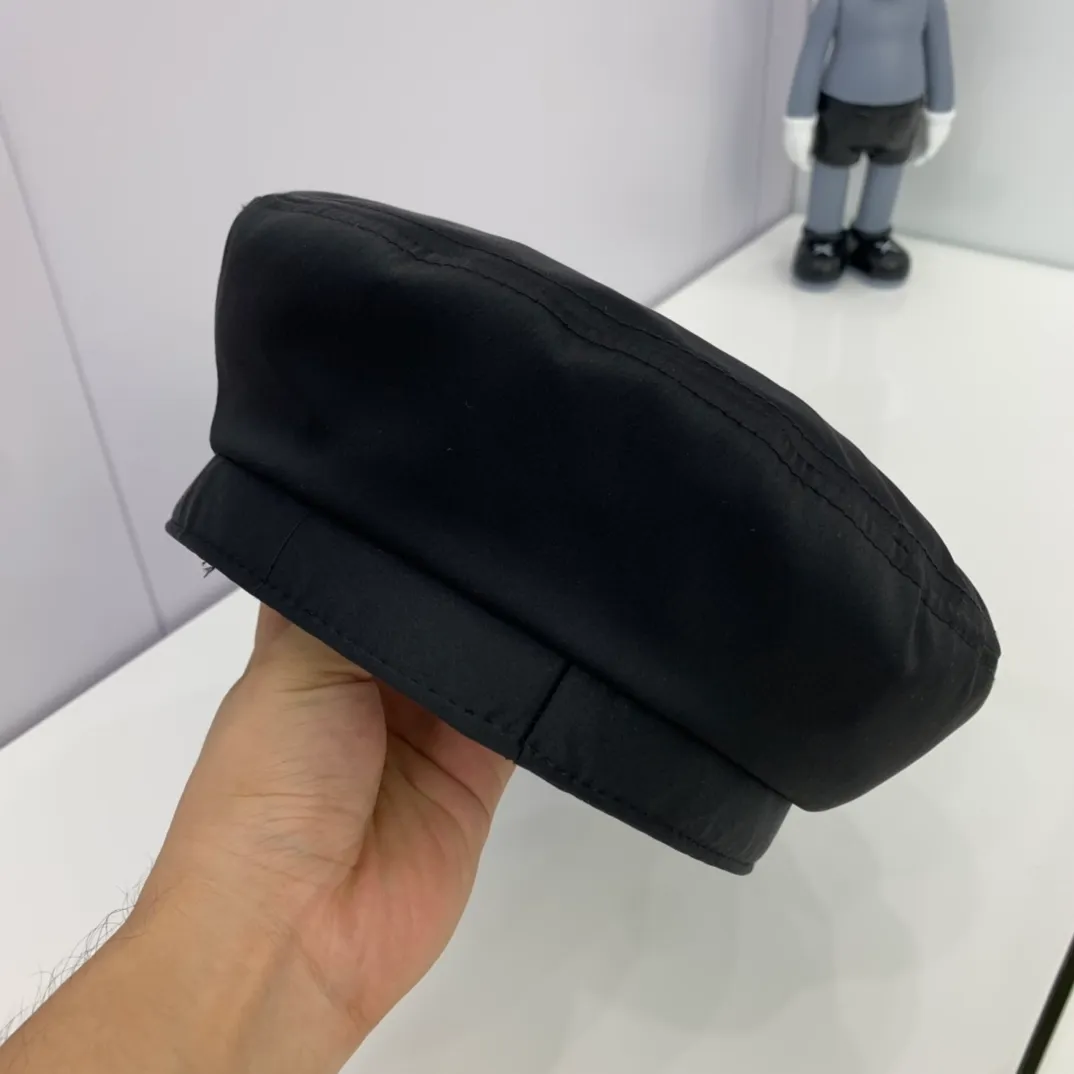 P60 Gucci Gucci’s new autumn and winter beret, super eye-catching, versatile, 🍁same style for all major fashionistas and celebrities