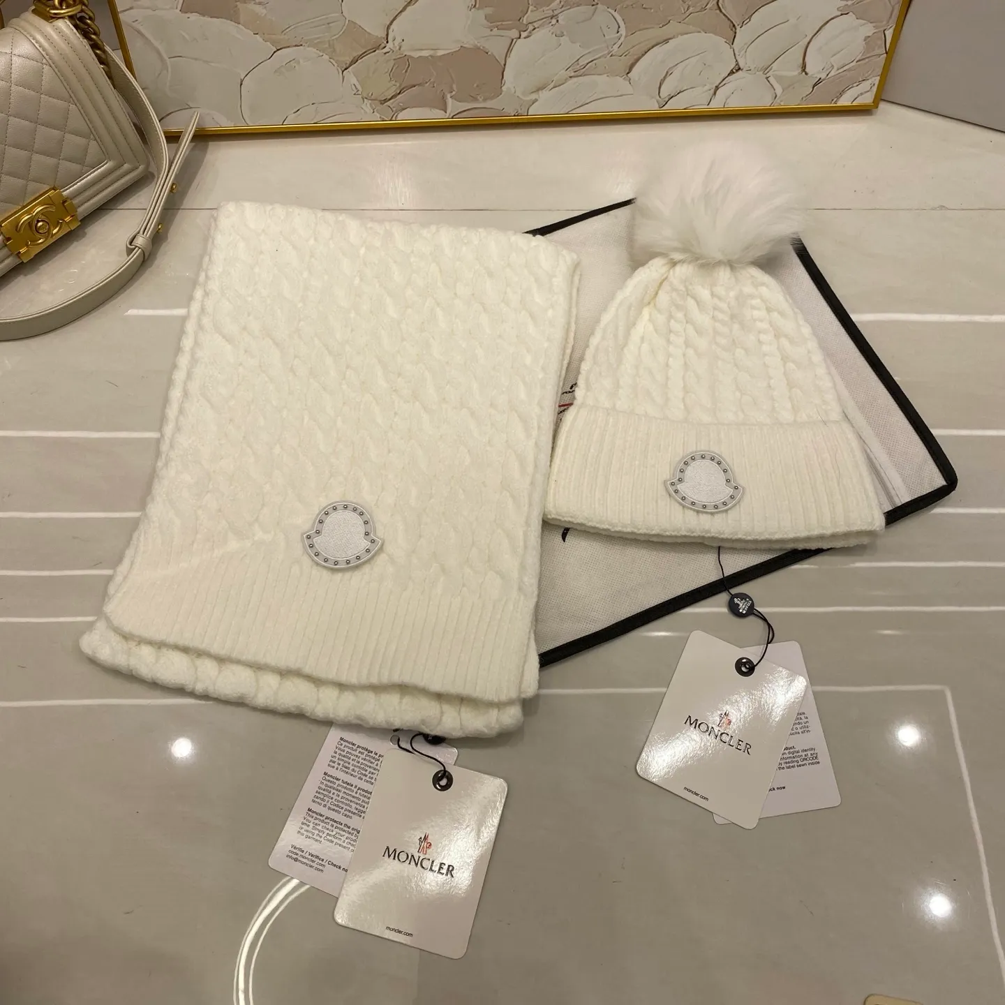 Moncler two-piece set cashmere knitted hat with fox fur ball + scarf🧣