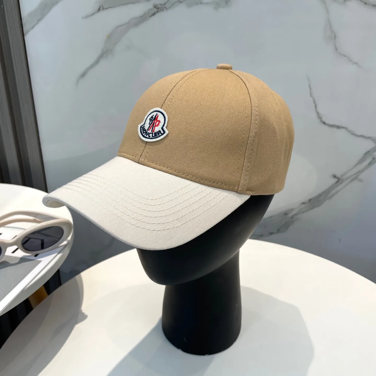P60 Moncler🆕Spring style new personalized baseball cap, high quality and excellent breathability, suitable for all seasons, a high-looking fashion item! Same style for men and women