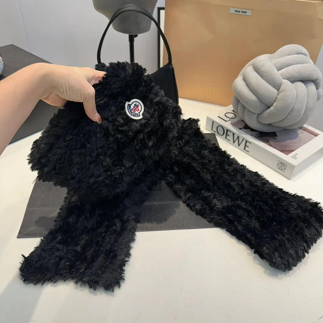 P160 Moncler muzzle hat, gloves, scarf, Angora rabbit fur knitted hat