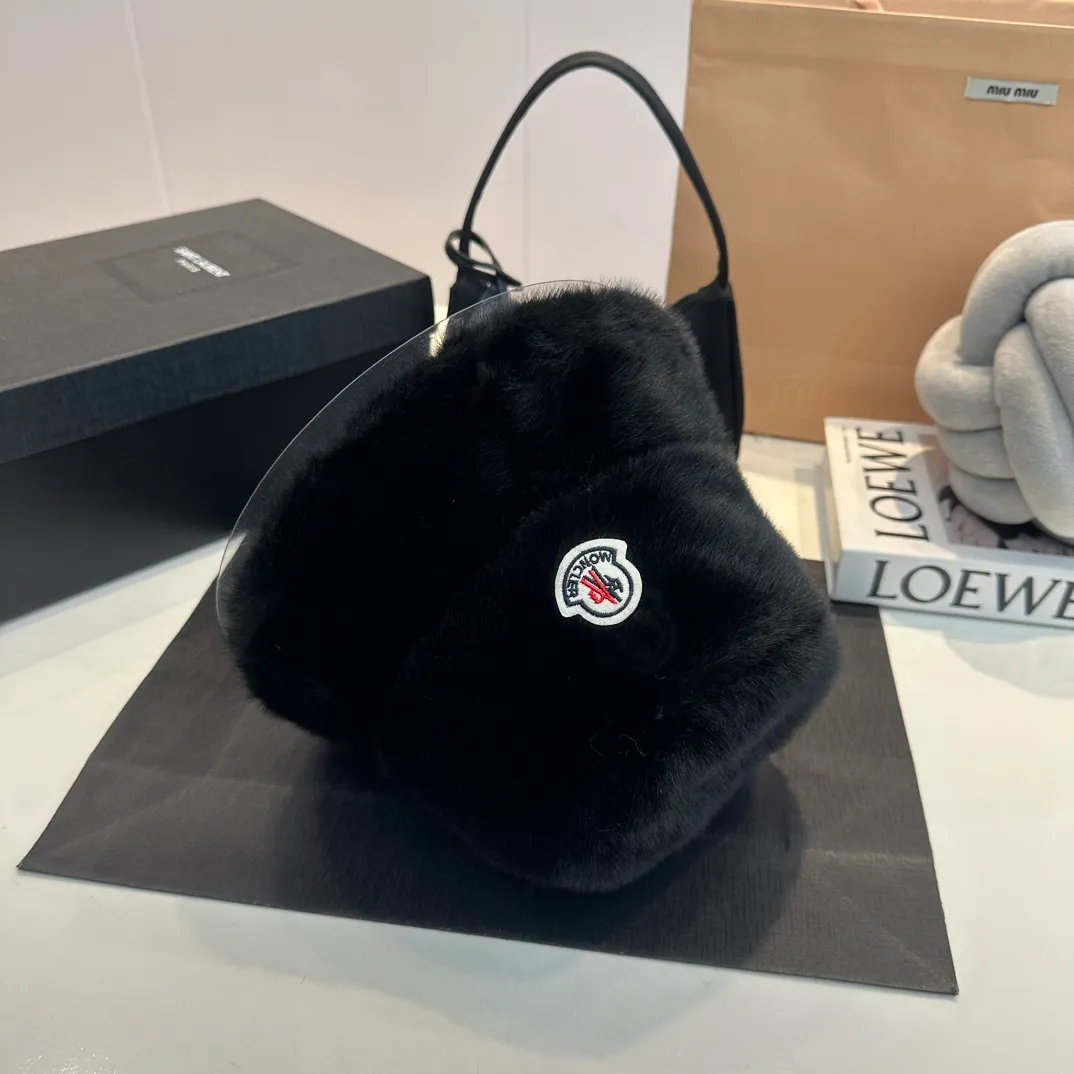 P60 MONCLER, new rabbit fur fisherman hat, super thick and warm, complete with tags