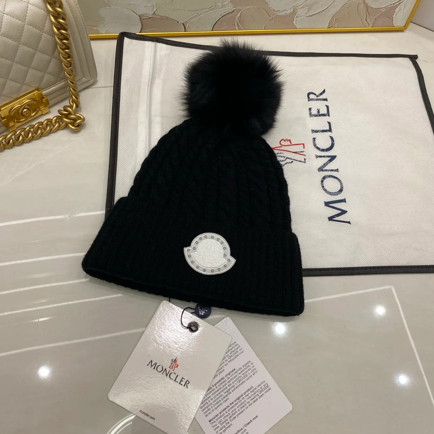 MONCLER cashmere knitted hat